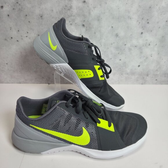 Nike FS Lite Trainer 3 Mens Training Shoes Size 9.5 Gray/Volt Mesh Lightweight - Picture 1 of 9